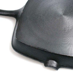 Malvi Bratpfanne 22,5 Cm Gusseisen Eckig Geriffelt Voreingebrannt -Einrichtungsgeschäft 10038599 yy 0003 logo